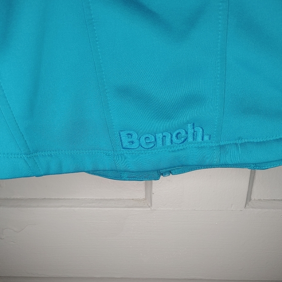 Asymmetrical Bench Full Zip Sweatshirt - Picture 8 of 10